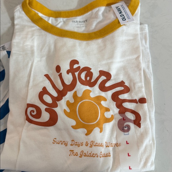 Old Navy 3 new Graphic Tees BUNDLE of 3 - Picture 2 of 5